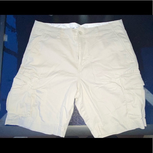 Other - Beige Old Navy Cargo Shorts